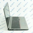 Вид сбоку на ноутбук Fujitsu CELSIUS H730